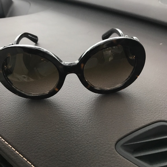 Prada glasses and case - Picture 1 of 4