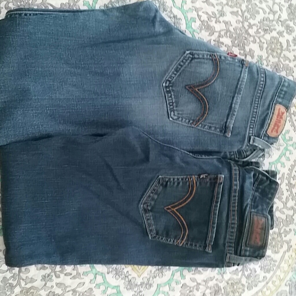 Levis jeans
