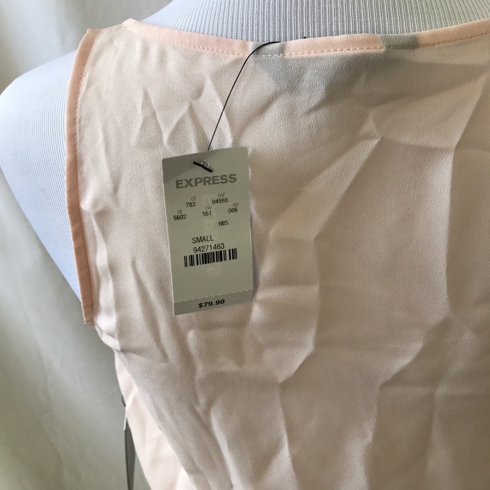 Flounce Ruffle Dress - Picture 5 of 6