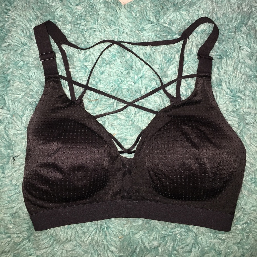 NEW black Victoria's Secret sports bra. 32D