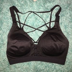 NEW black Victoria's Secret sports bra. 32D
