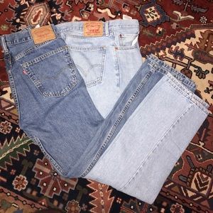 Bundle deal. 2 pairs of Levi 505's. Size: 33x32.