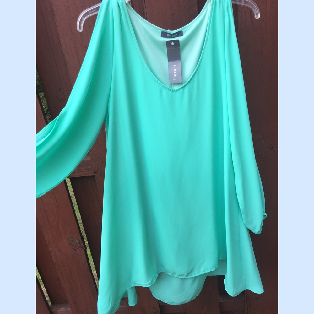 Lily rain cold shoulder dress