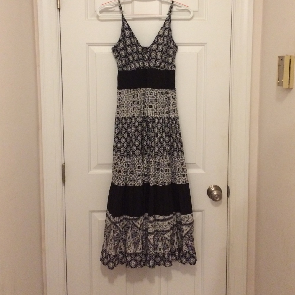 black sun dress