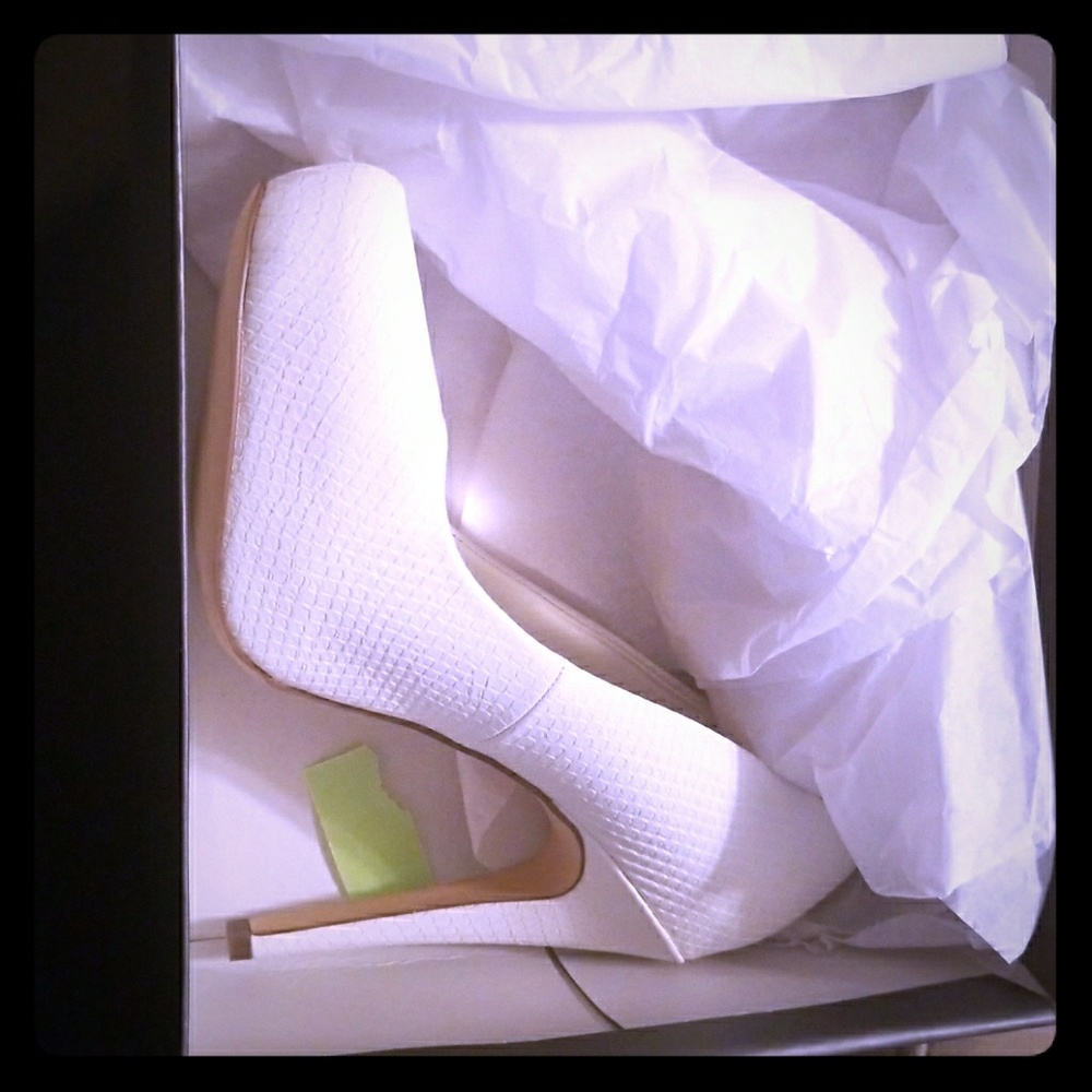 White Pumps