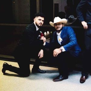 Meet your Posher, Max