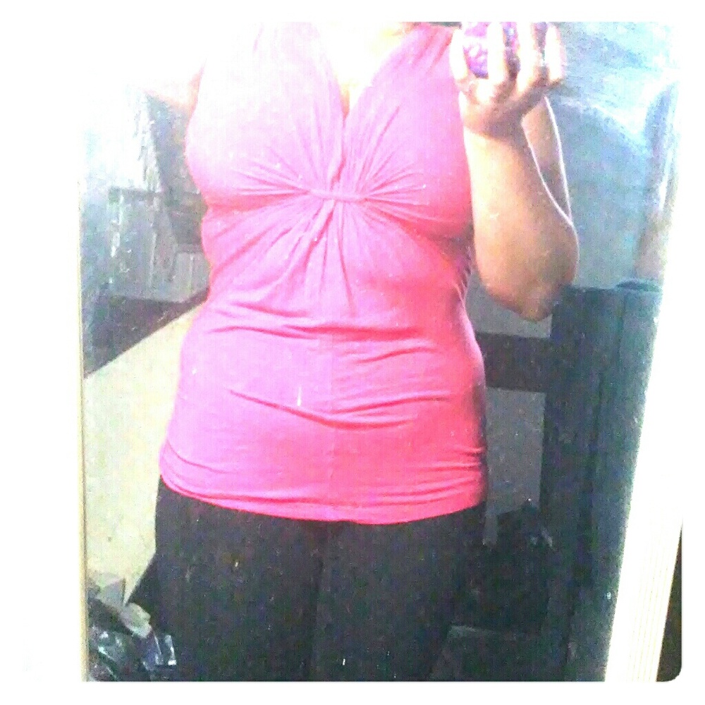 Salmon sleeveless blouse