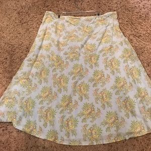 Gap floral skirt