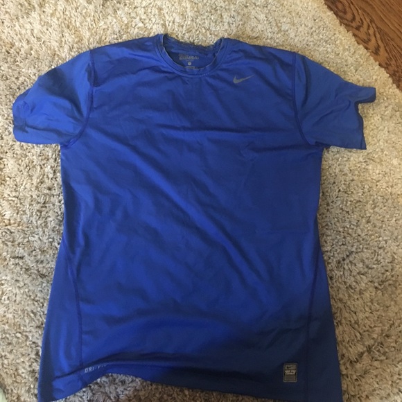 Nike Pro Combat Workout Shirt - Picture 1 of 3