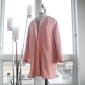 Zara Woman salmon colored lite weight coat.