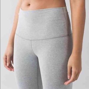 Lululemon wunder under roll down crop grey