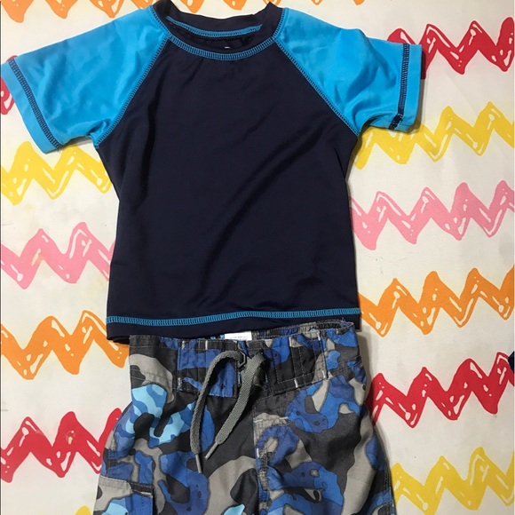 Baby boy swim shorts and shirt - Picture 1 of 2