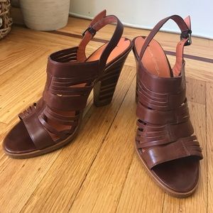 Brown Strappy Chunky Via Spiga Heel
