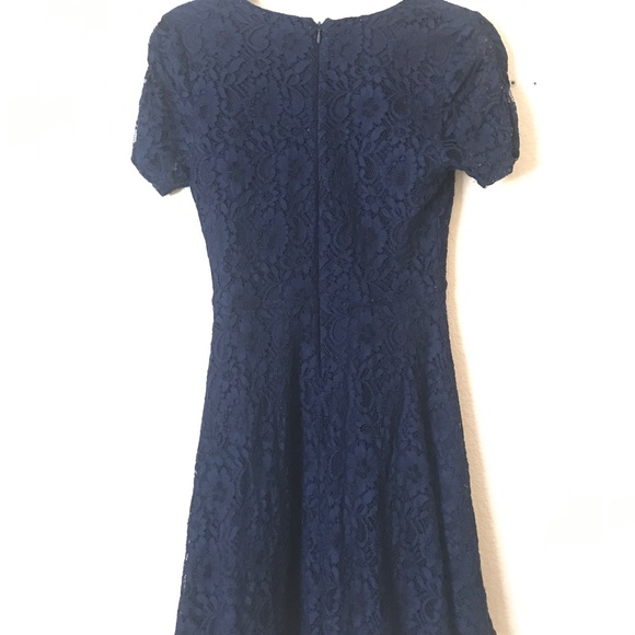 Navy floral lace dress - Picture 3 of 3