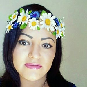 Meet your Posher, Edith