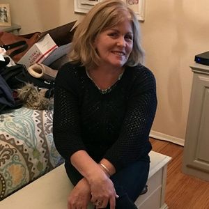 Meet your Posher, Marisa