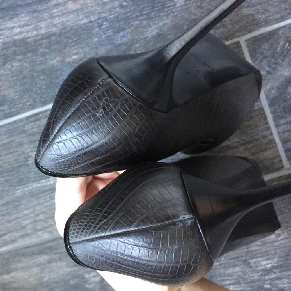 YSL Black Croc Embossed Tribute Heels - Picture 4 of 4
