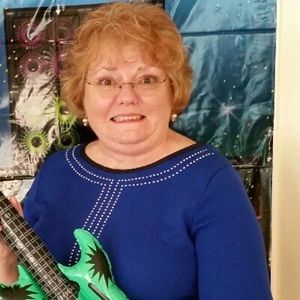 Meet your Posher, Paula