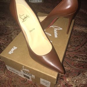 Authentic Christian Louboutin Sz 38