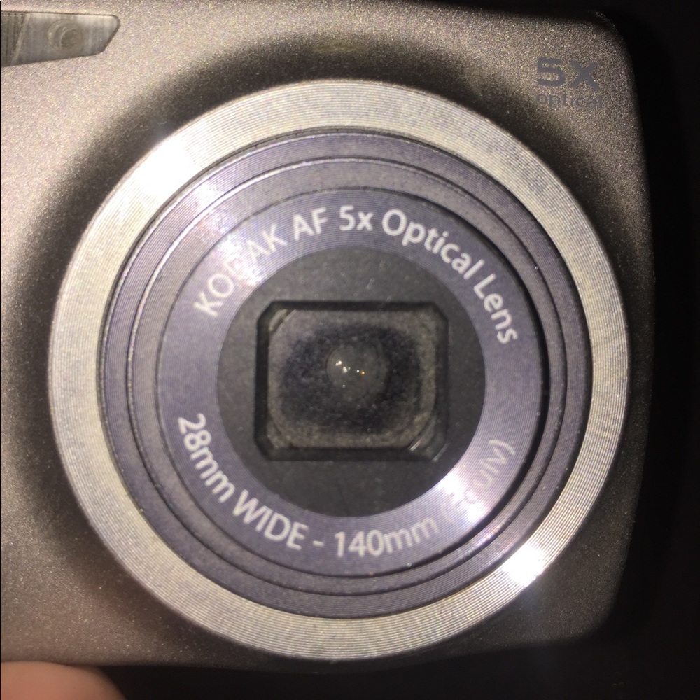 Kodak camera - Picture 3 of 3