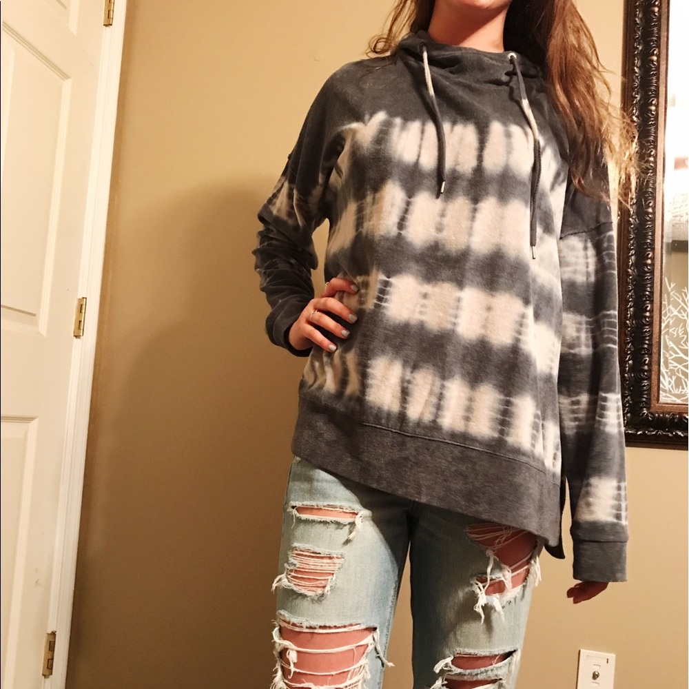 American Eagle Pullover