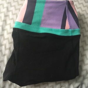 Ivivva black leggings with colorful band