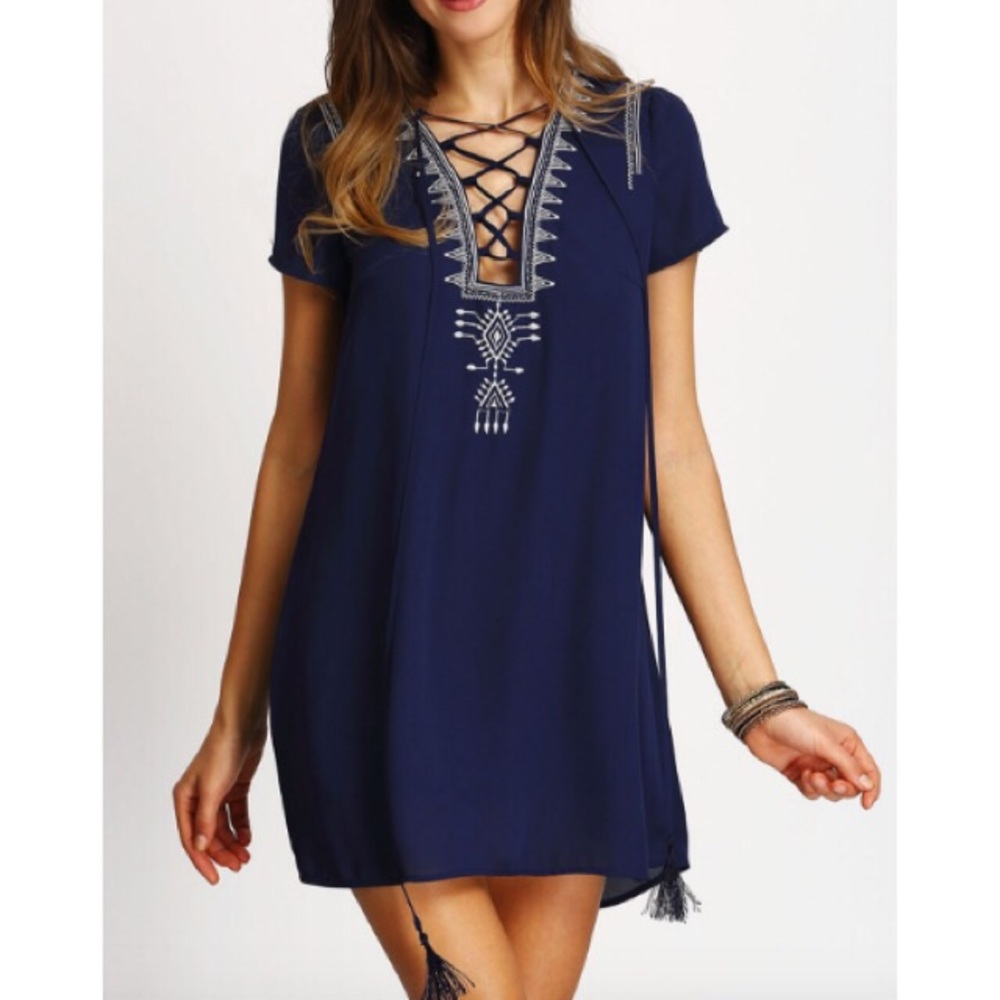 ✌🏼NWOT! Fun and flirty sun dress