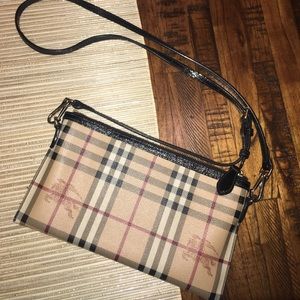 **AUTHENTIC BURBERRY CROSSBODY**