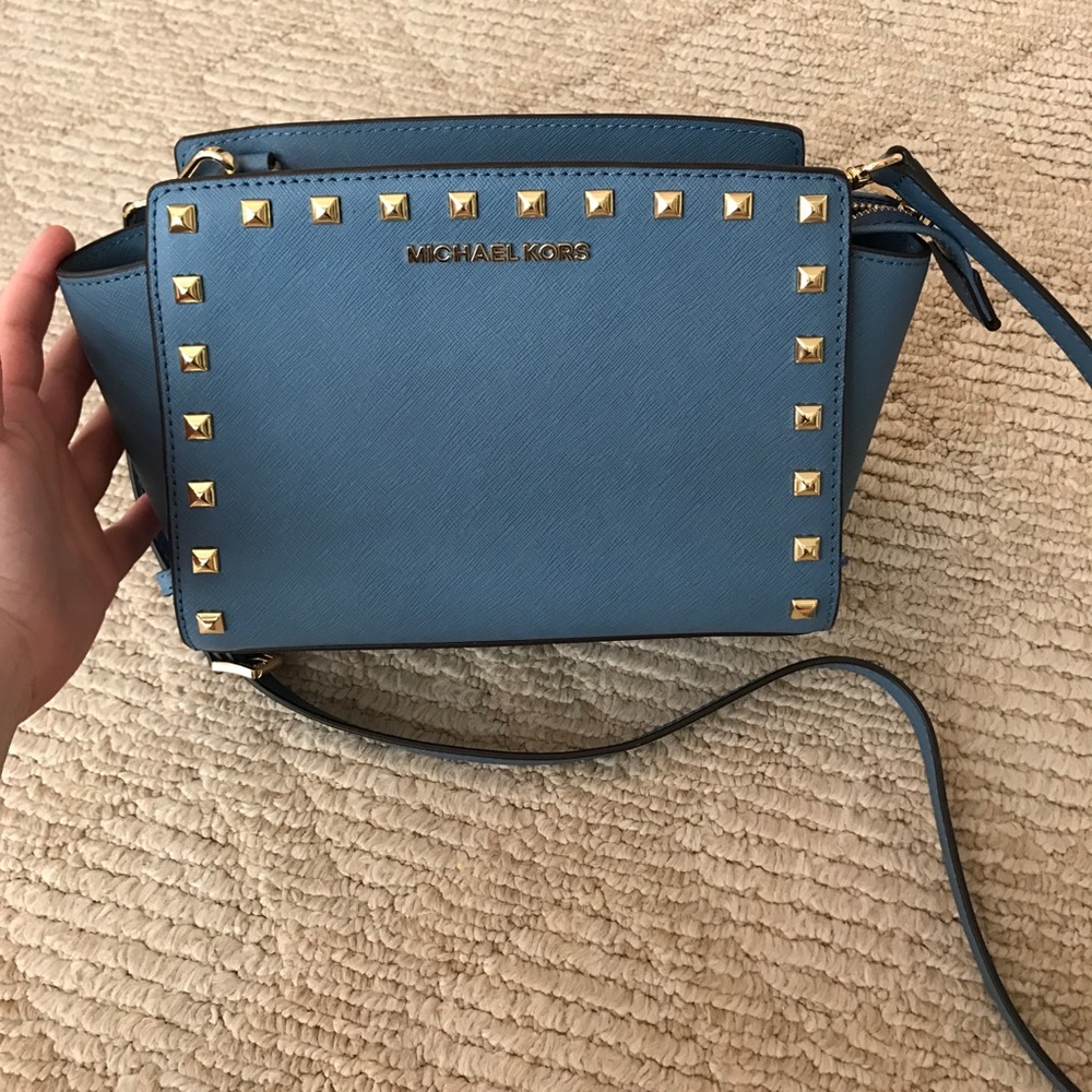 Michael Kors shoulder bag. Blue!!