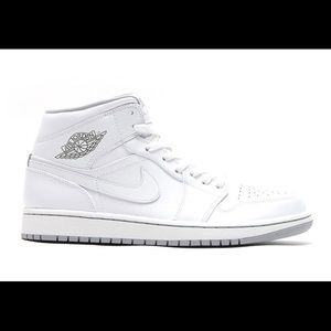 NEW AIR JORDAN 1 MID WHITE WOLF GREY!