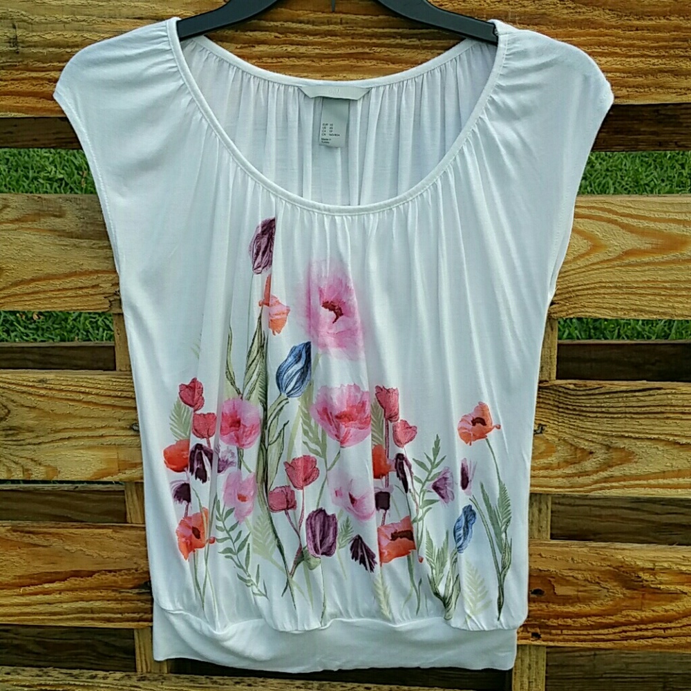 H&M white top size XS EUC