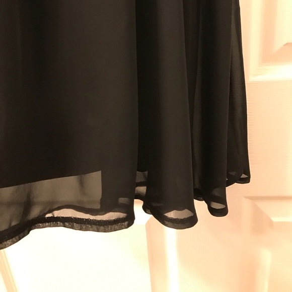 Little black sequin dress - Picture 3 of 3