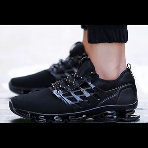 Running / Training Shoes