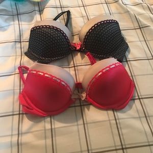 2 Very Sexy Push-Up Bras VS 🎀