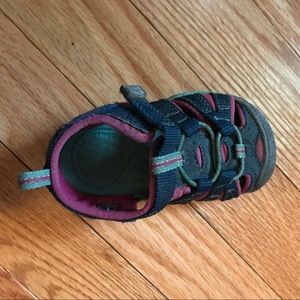 Keen sz 5 toddler