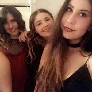 Meet your Posher, Yvette