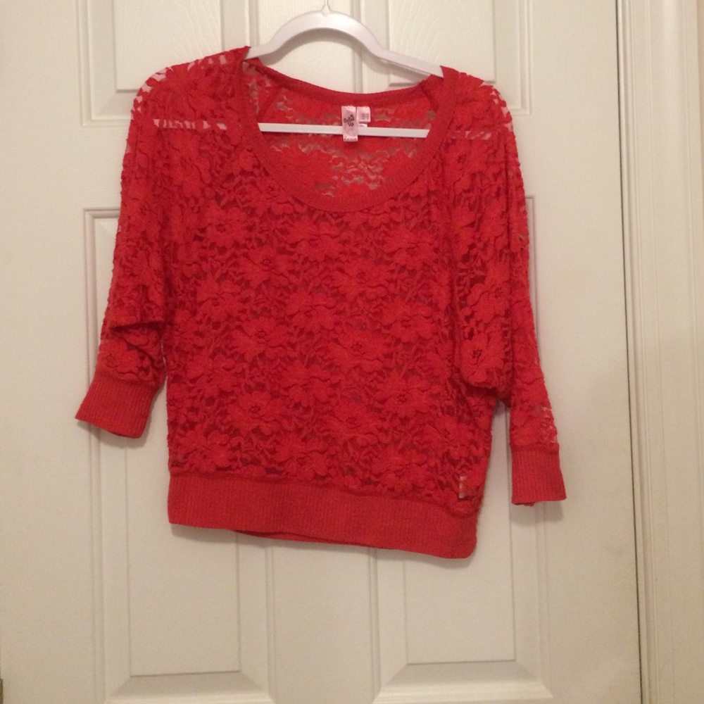 lace shirt