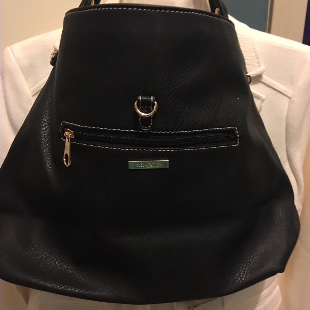 NWT Coco + Carmen shoulder bag