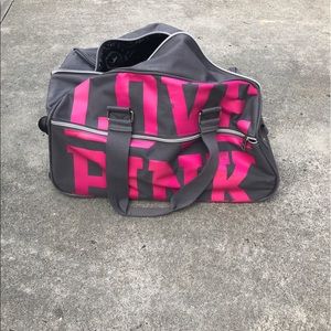 Victoria's Secret. Rolling duffle bag.