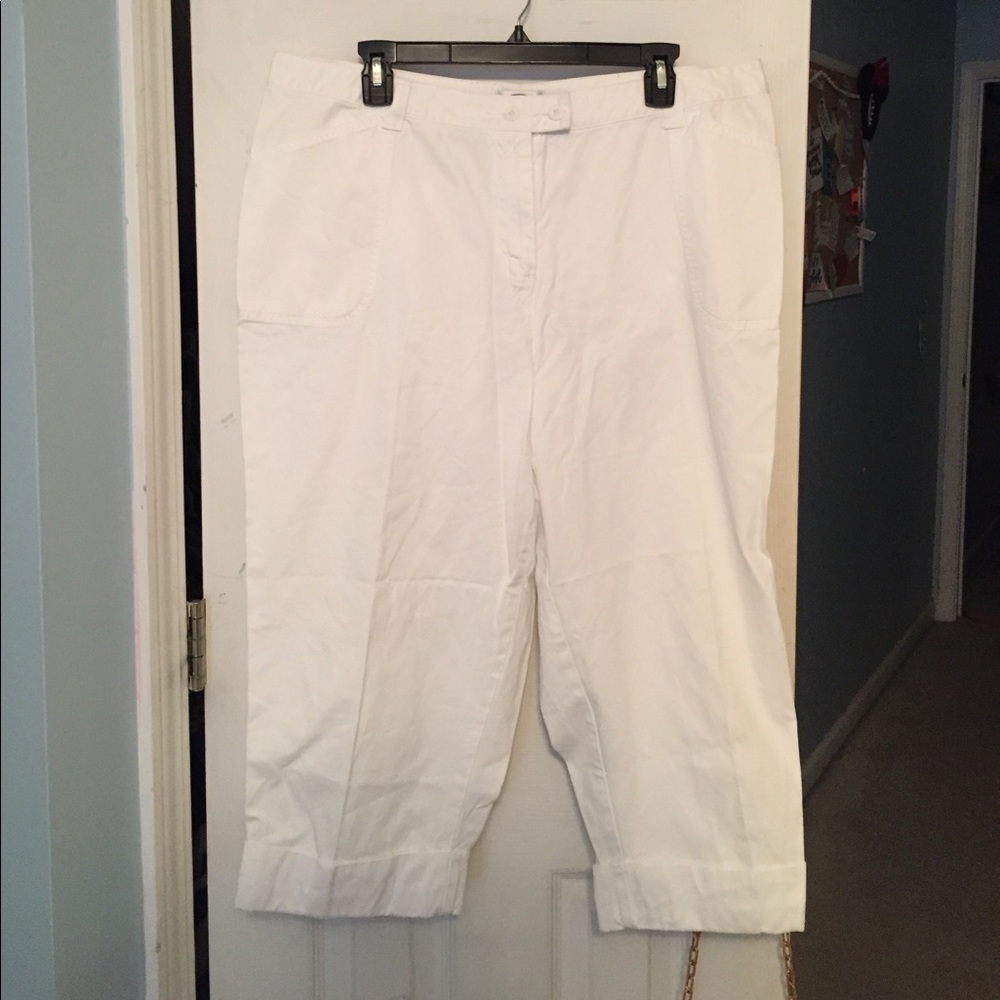 White Talbots Petites Capris