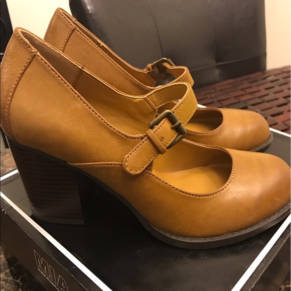 Maryjane shoe - Picture 2 of 2