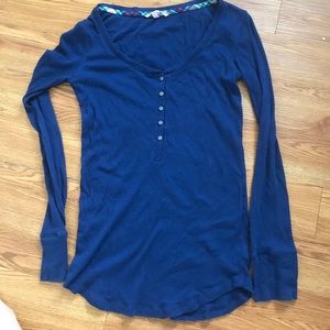 Blue long sleeve shirt