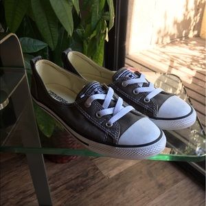 Size 8 Slip on Converse Sneakers