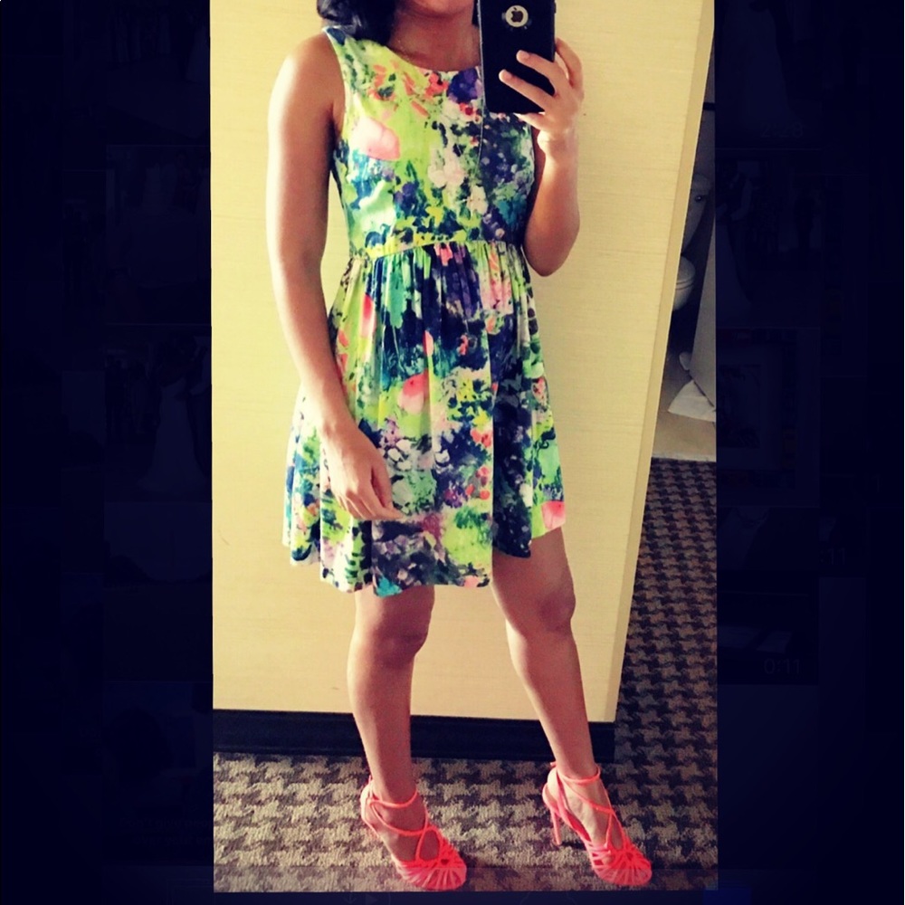 Perfect spring/summer neon dress