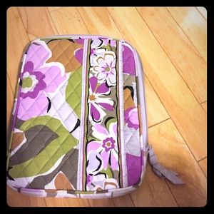 Vera Bradley case 8 x 10 for use with iPads