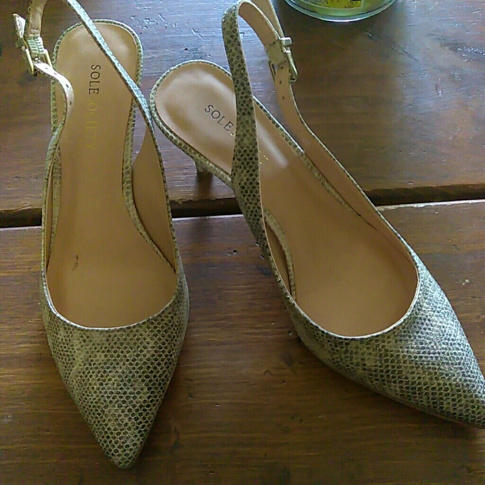 Snake skin high heels