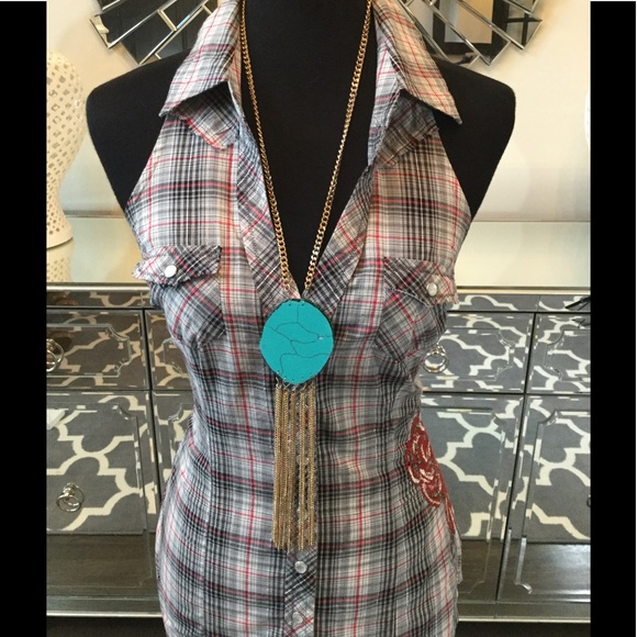 Firm Sale🔥🔥Guess Halter Top - Picture 3 of 8