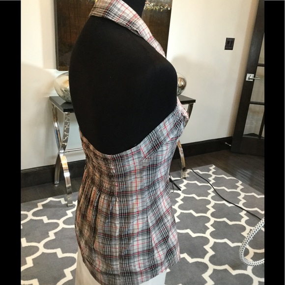 Firm Sale🔥🔥Guess Halter Top - Picture 6 of 8