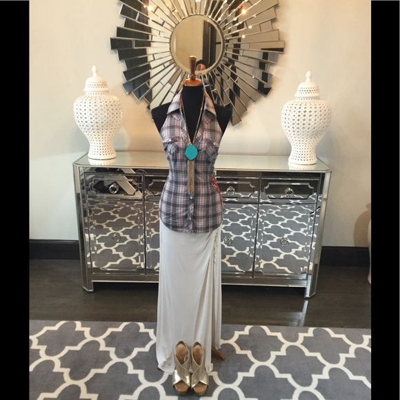 Firm Sale🔥🔥Guess Halter Top - Picture 8 of 8