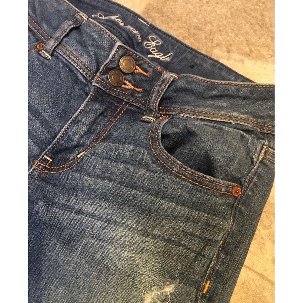 AE Medium Wash Jeggings / Skinny Jeans